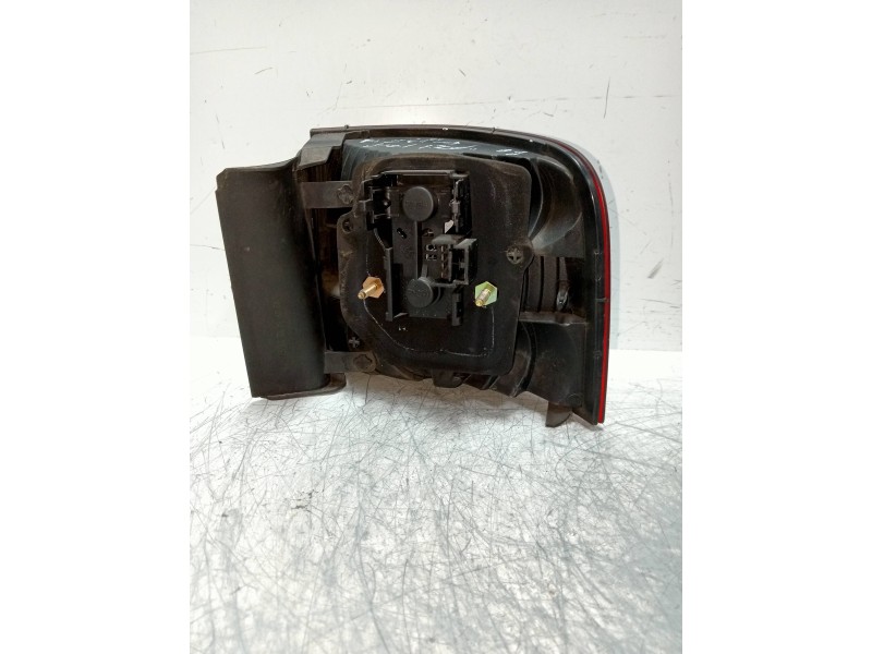 Recambio de piloto trasero izquierdo para fiat stilo multi wagon (192) referencia OEM IAM 46758989   Recambio de piloto trasero izquierdo para fiat stilo multi wagon (192) referencia OEM IAM 46758989