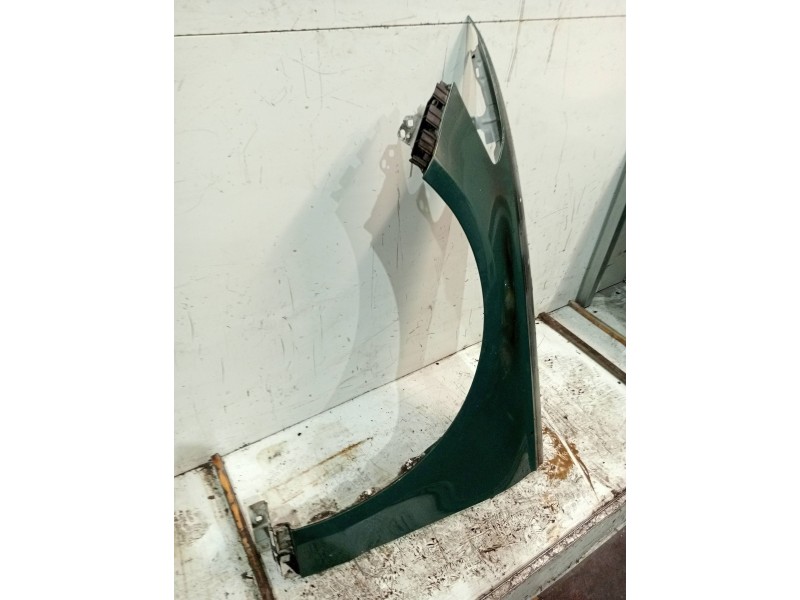 Recambio de aleta delantera izquierda para ford mondeo lim. trend referencia OEM IAM   