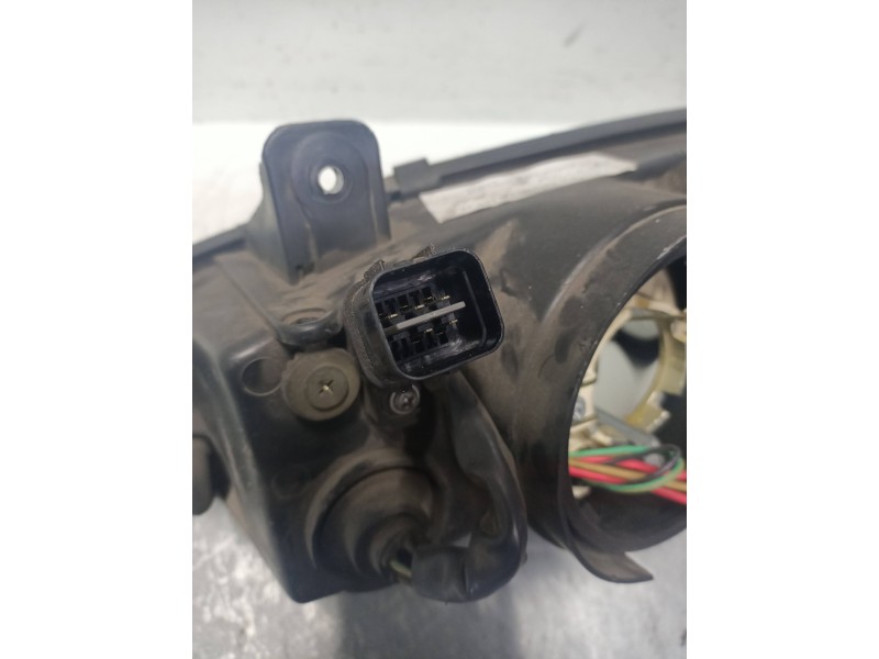 Recambio de faro derecho para hyundai lantra (j1) 1.8 16v cat referencia OEM IAM   