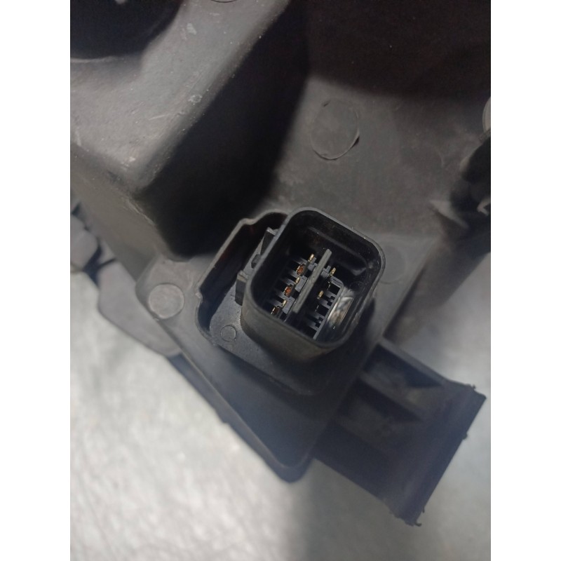 Recambio de faro derecho para hyundai h 1 h 1 furg.caja cerr.c. puerta referencia OEM IAM   