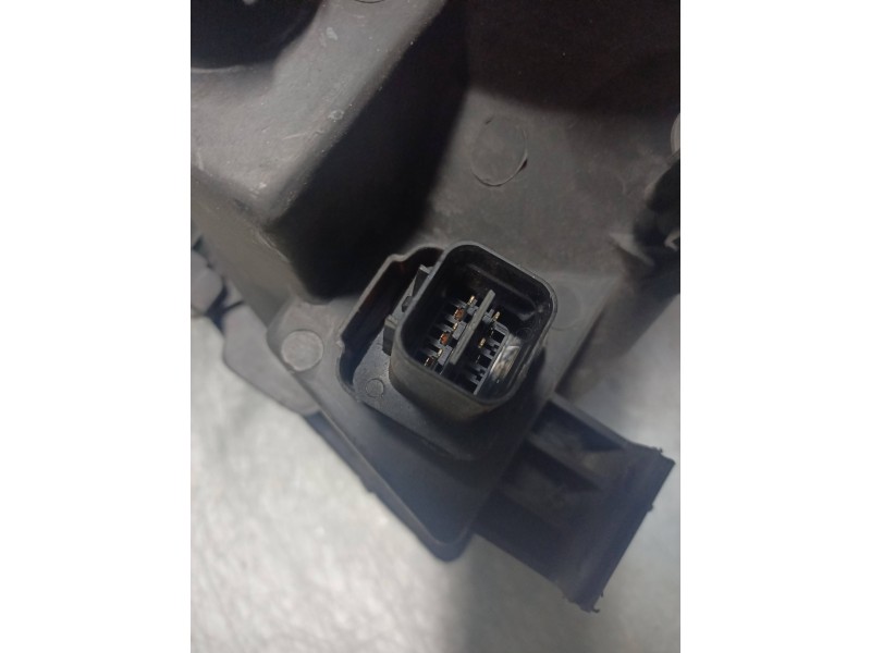 Recambio de faro derecho para hyundai h 1 h 1 furg.caja cerr.c. puerta referencia OEM IAM   