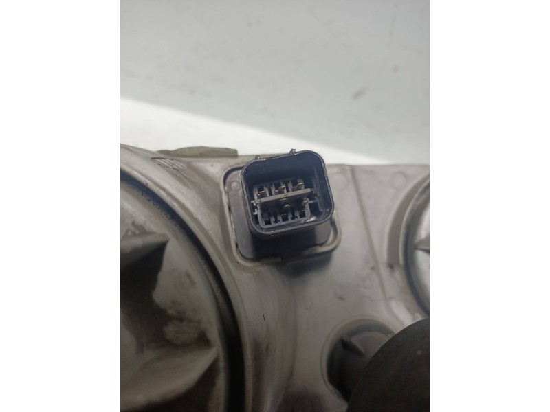 Recambio de faro izquierdo para hyundai h 100 2.5 d referencia OEM IAM   