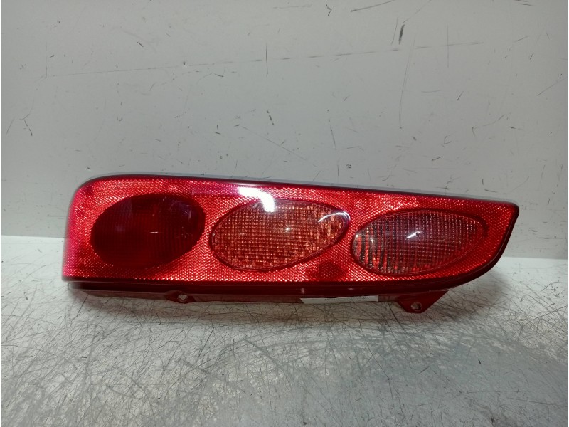 Recambio de piloto trasero derecho para fiat seicento (187) vintage referencia OEM IAM 39660748  