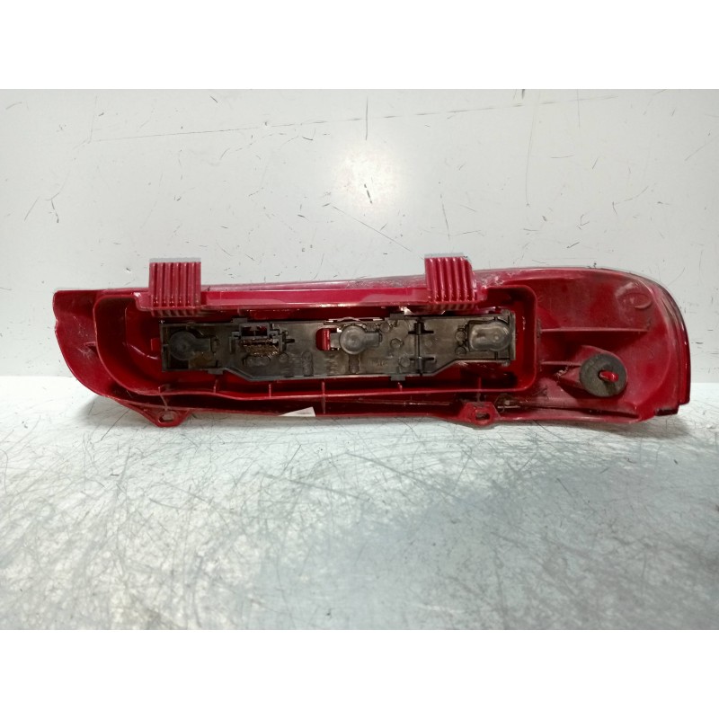 Recambio de piloto trasero derecho para fiat seicento (187) vintage referencia OEM IAM 39660748  