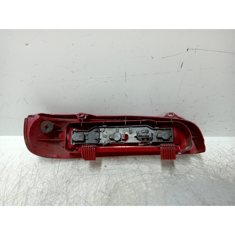 Recambio de piloto trasero derecho para fiat seicento (187) vintage referencia OEM IAM 39660748  