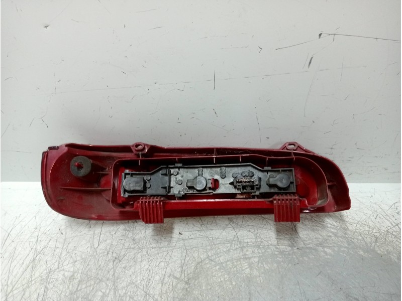 Recambio de piloto trasero derecho para fiat seicento (187) vintage referencia OEM IAM 39660748  