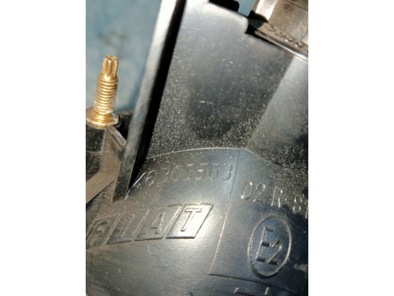 Recambio de piloto trasero derecho para fiat coupe (175) 2.0 16v turbo cat referencia OEM IAM 46303563  