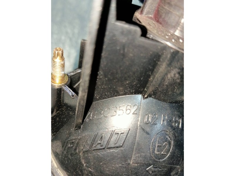 Recambio de piloto trasero izquierdo para fiat coupe (175) 2.0 16v turbo cat referencia OEM IAM 46303562  