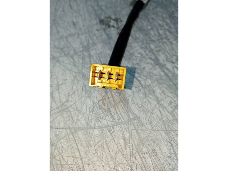 Recambio de piloto trasero izquierdo para fiat coupe (175) 2.0 16v turbo cat referencia OEM IAM 46303564  