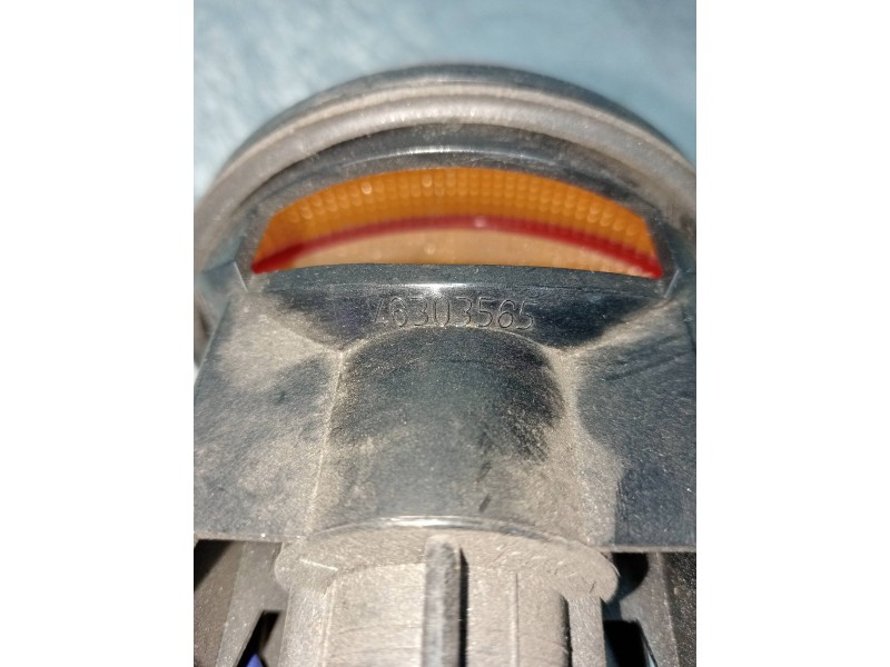 Recambio de piloto trasero derecho para fiat coupe (175) 2.0 16v turbo cat referencia OEM IAM 46303565  