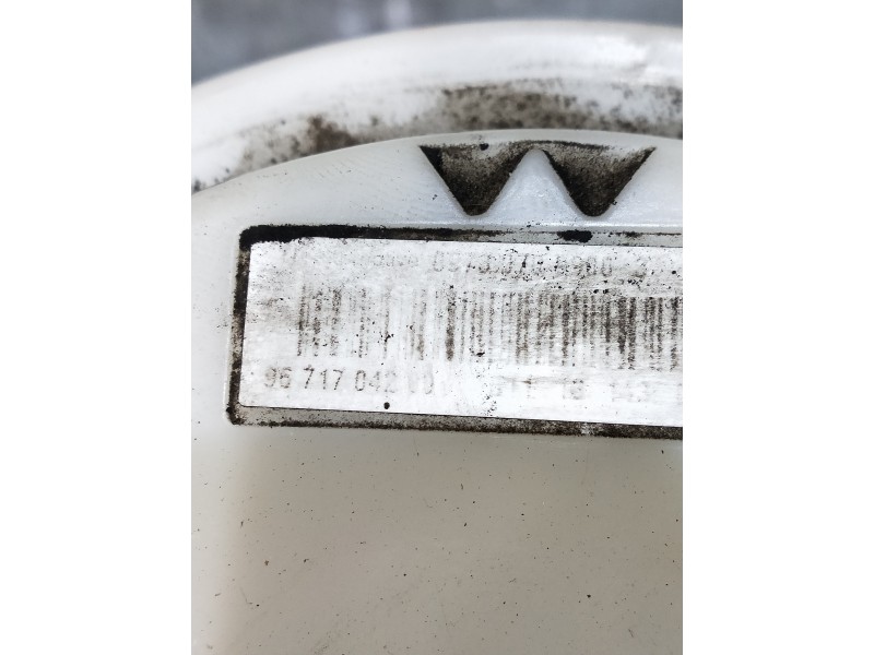 Recambio de bomba combustible para citroen ds4 design referencia OEM IAM 9671704200  
