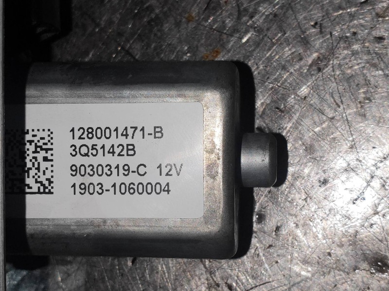 Recambio de elevalunas delantero derecho para renault captur helly hansen referencia OEM IAM 128001471B 5P 807200713R-9030319C