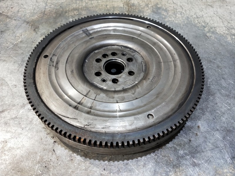 Recambio de volante motor para ford mondeo lim. trend referencia OEM IAM   BIMASA