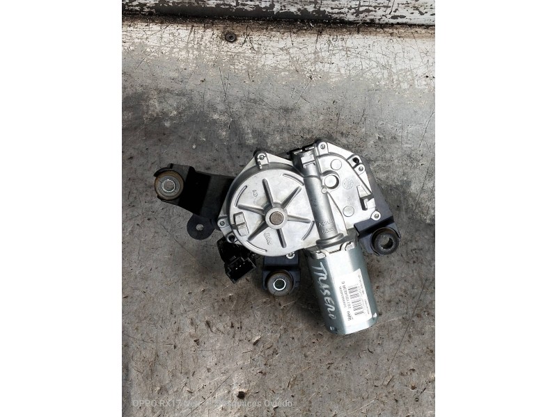 Recambio de motor limpia trasero para renault captur helly hansen referencia OEM IAM 287105483R  
