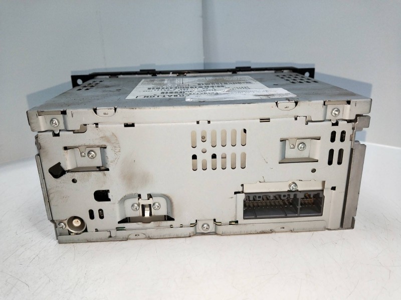 Recambio de sistema audio / radio cd para dodge caliber 2.0 16v crd cat referencia OEM IAM P05064363AA  