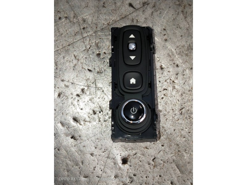 Recambio de mando multifuncion para renault captur helly hansen referencia OEM IAM 250B08825R E1067640 