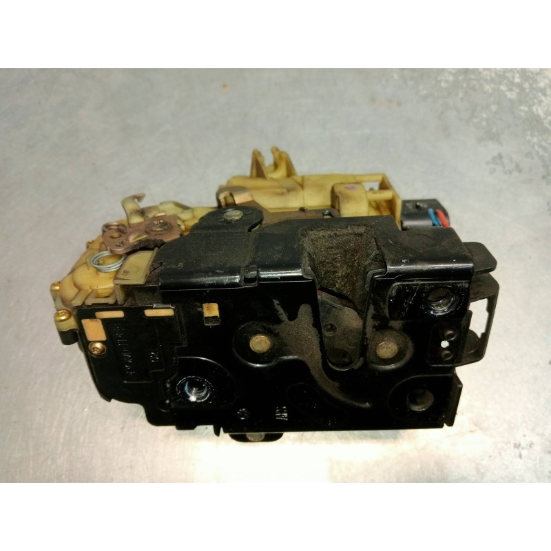 Recambio de motor cierre centralizado delantero izquierdo para skoda octavia berlina (1u2) ambiente referencia OEM IAM 15QC3B183