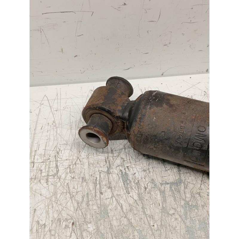 Recambio de amortiguador trasero derecho para ford transit connect combi 220 l1 ambiente referencia OEM IAM KV6C18080MA  