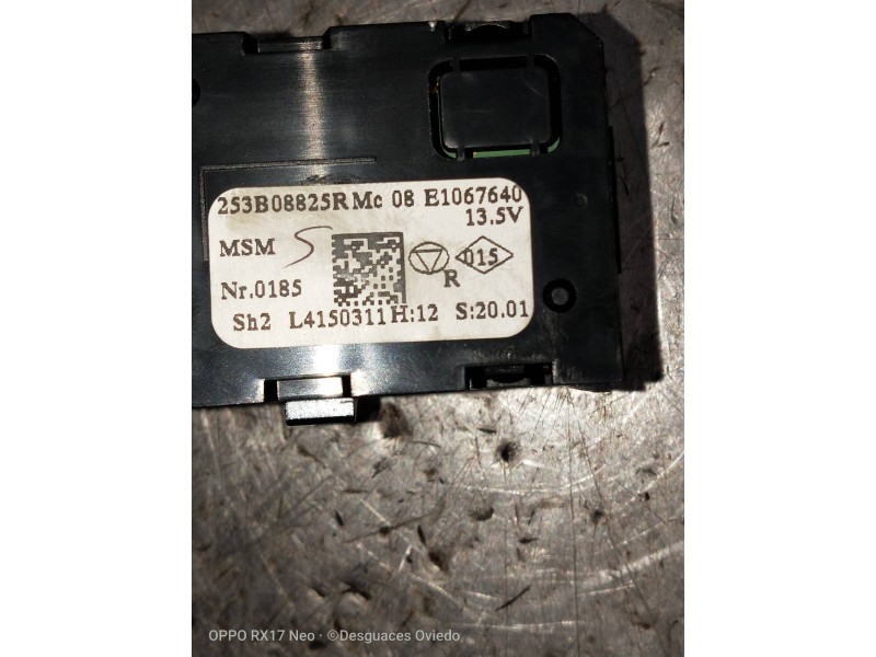 Recambio de mando multifuncion para renault captur helly hansen referencia OEM IAM 250B08825R E1067640 