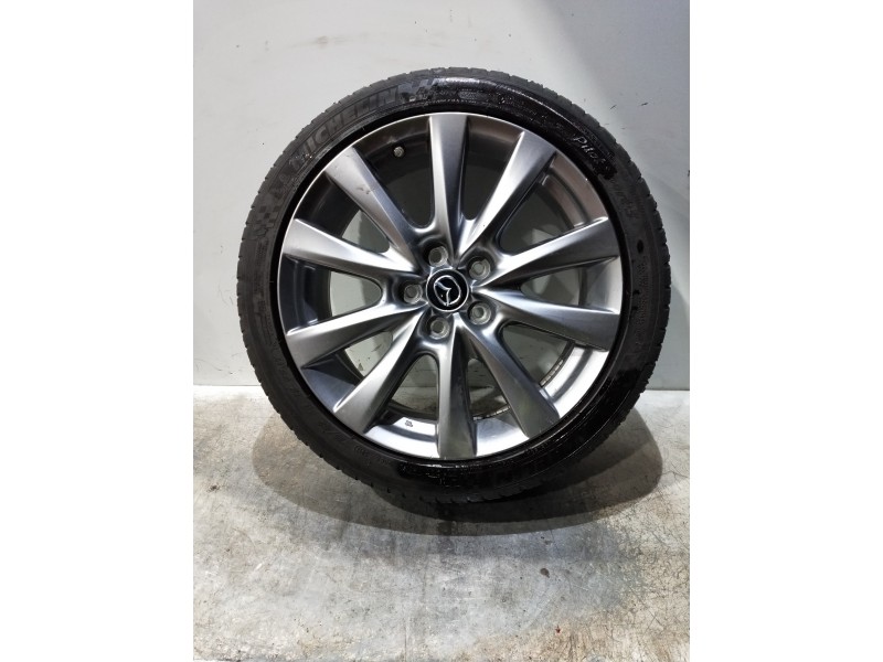 Recambio de juego llantas para mazda 3 berlina (bp) evolution referencia OEM IAM   215/45/18
