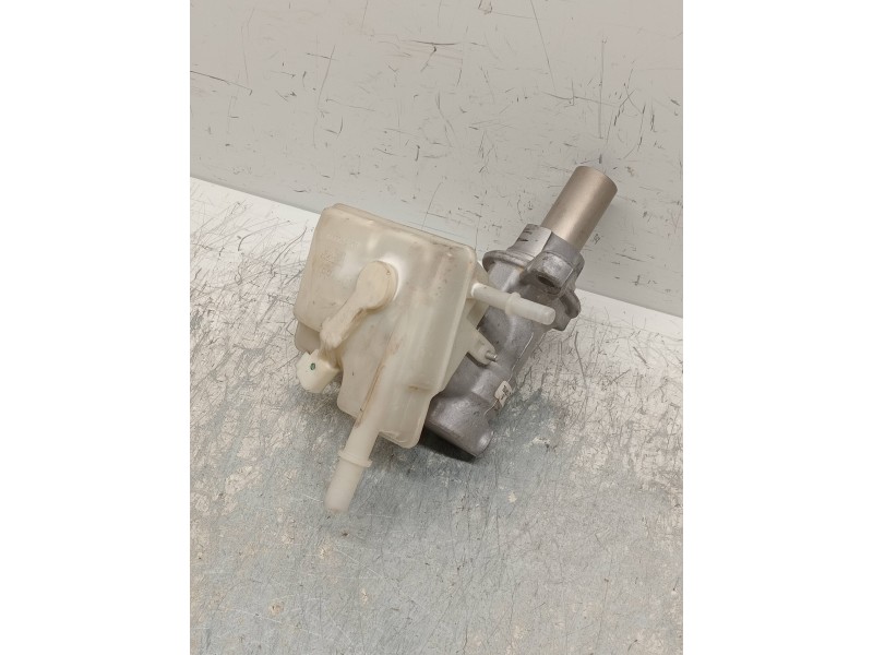 Recambio de bomba freno para ford transit connect combi 220 l1 ambiente referencia OEM IAM 03350891601  