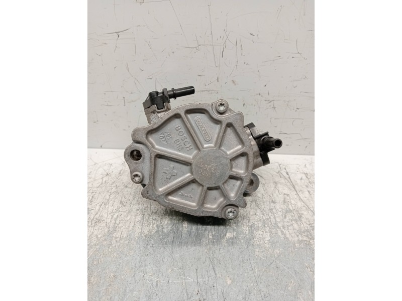 Recambio de depresor freno / bomba vacio para ford transit connect combi 220 l1 ambiente referencia OEM IAM 9804021880  