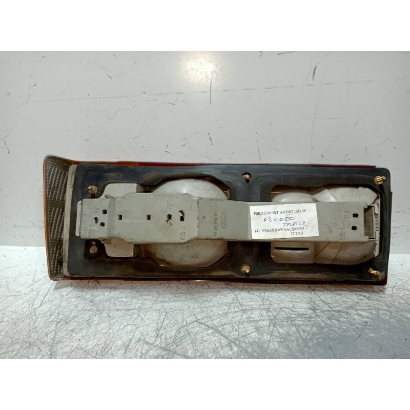 Recambio de piloto trasero izquierdo para ford escort berl./turn./cab./express 1.3 referencia OEM IAM   