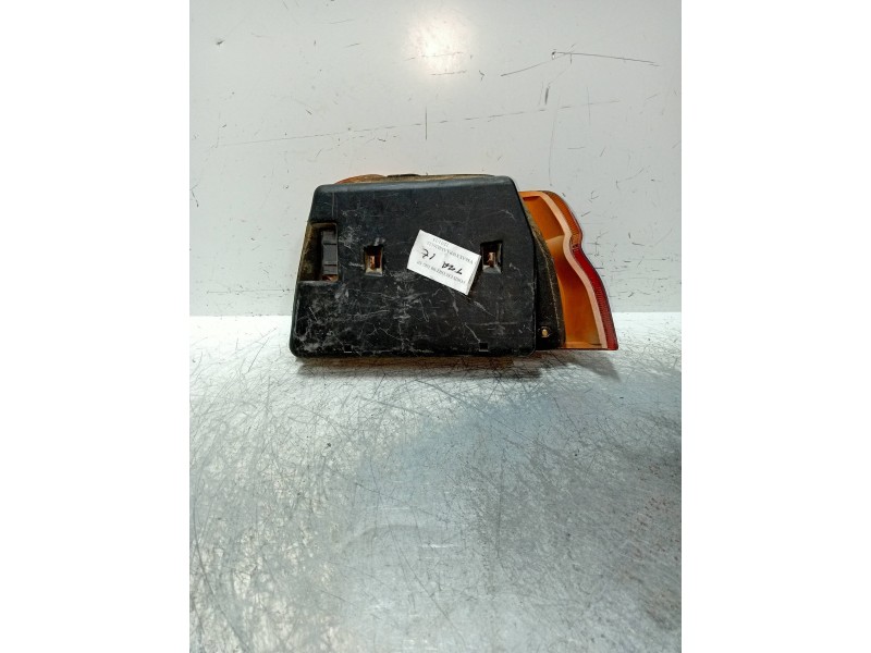 Recambio de piloto trasero izquierdo para ford escort berlina/turnier referencia OEM IAM    Recambio de piloto trasero izquierdo para ford escort berlina/turnier referencia OEM IAM