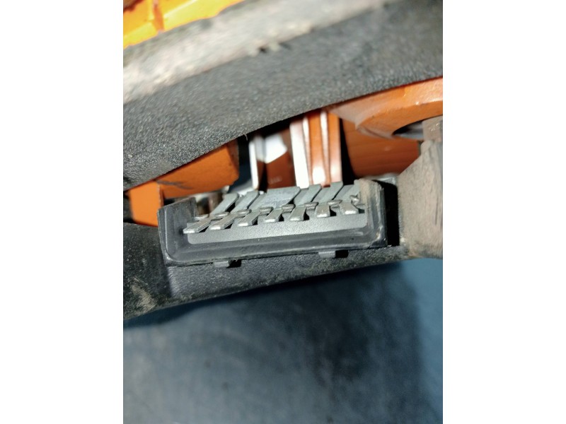 Recambio de piloto trasero derecho para ford escort berlina/turnier 1.6 referencia OEM IAM   