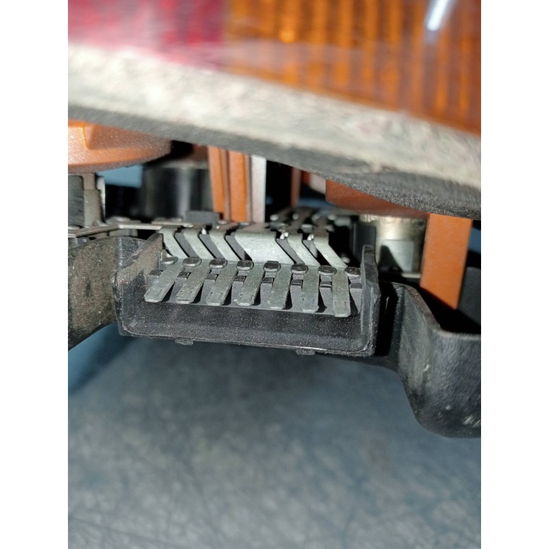 Recambio de piloto trasero derecho para ford escort berlina/turnier celebration berlina referencia OEM IAM   