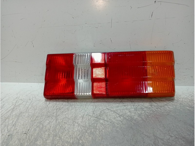 Recambio de piloto trasero derecho para ford escort berl./turn./cab./express 1.3 referencia OEM IAM   