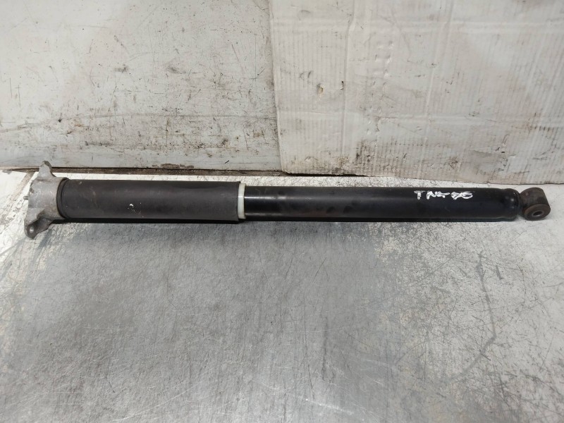 Recambio de amortiguador trasero derecho para ford focus lim. (cb8) edition referencia OEM IAM BV6118080AAG  