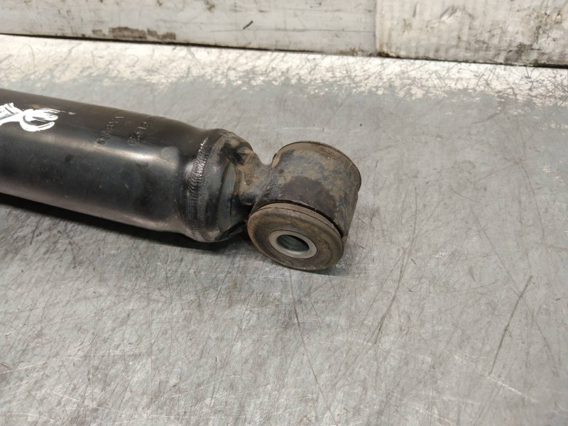 Recambio de amortiguador trasero derecho para ford focus lim. (cb8) edition referencia OEM IAM BV6118080AAG  