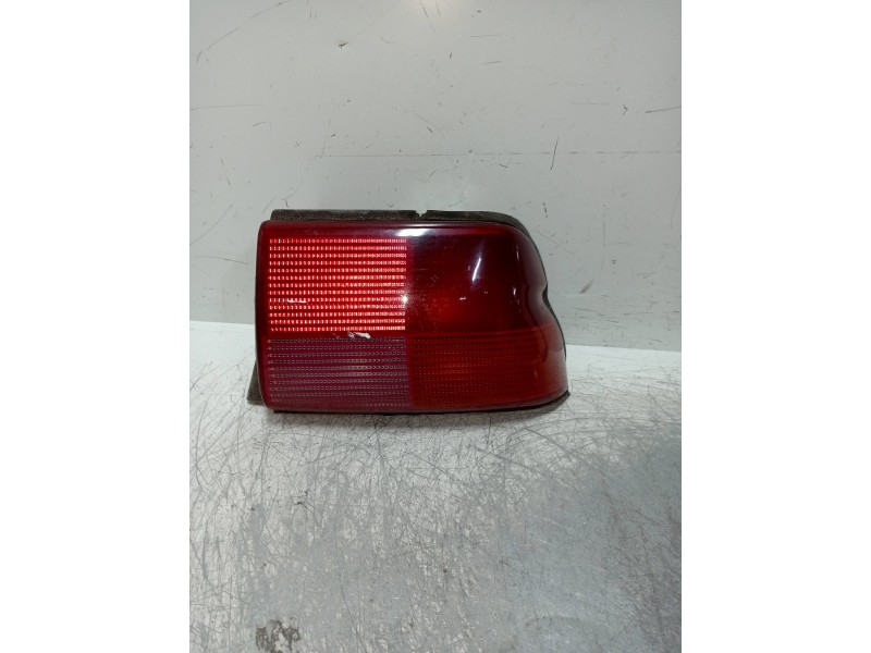 Recambio de piloto trasero derecho para ford escort berl./turnier 1.8 turbodiesel cat referencia OEM IAM   