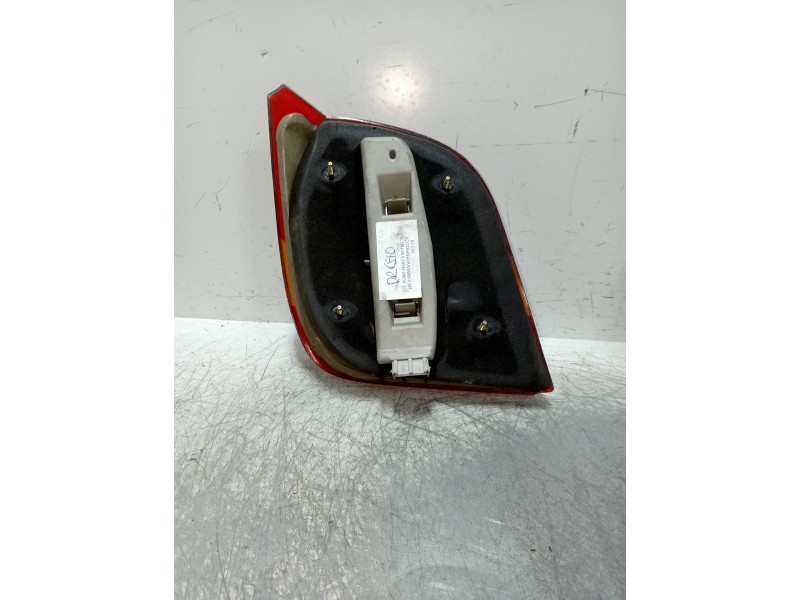 Recambio de piloto trasero derecho para ford fiesta berl./courier porto referencia OEM IAM   