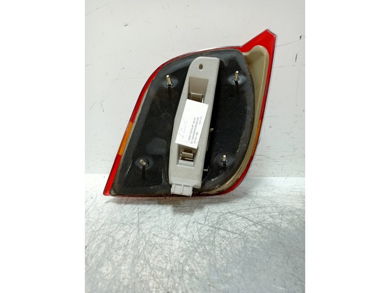 Recambio de piloto trasero izquierdo para ford fiesta berl./courier 1.4 cat (pt-e) referencia OEM IAM   