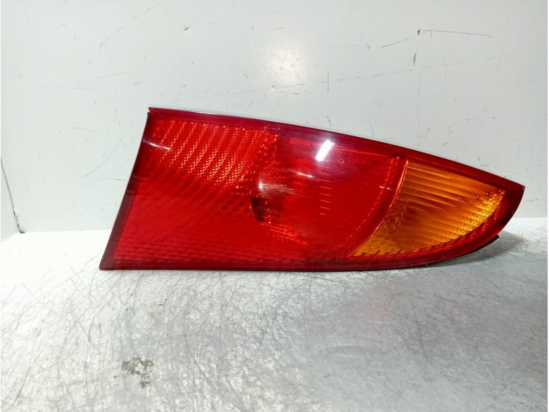 Recambio de piloto trasero izquierdo para ford focus berlina (cak) ambiente referencia OEM IAM   