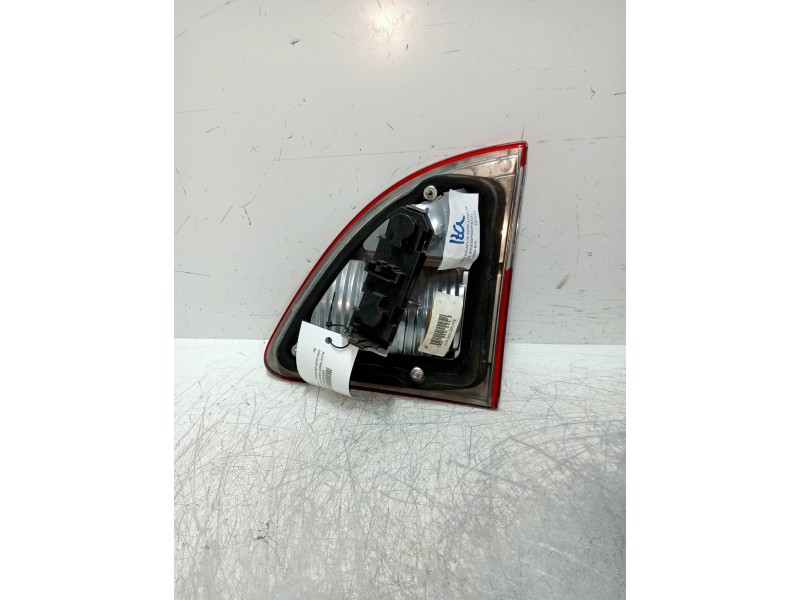 Recambio de piloto trasero izquierdo interior para ford galaxy (vy) ambiente referencia OEM IAM   