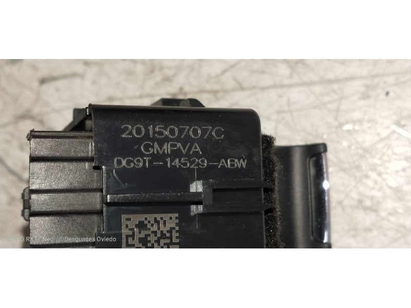 Recambio de mando elevalunas trasero derecho para ford mondeo lim. trend referencia OEM IAM DG9T14529ABW  