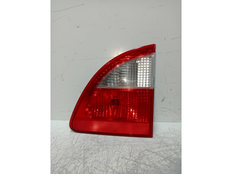 Recambio de piloto trasero derecho interior para ford galaxy (vy) ambiente referencia OEM IAM 7M5945094B  