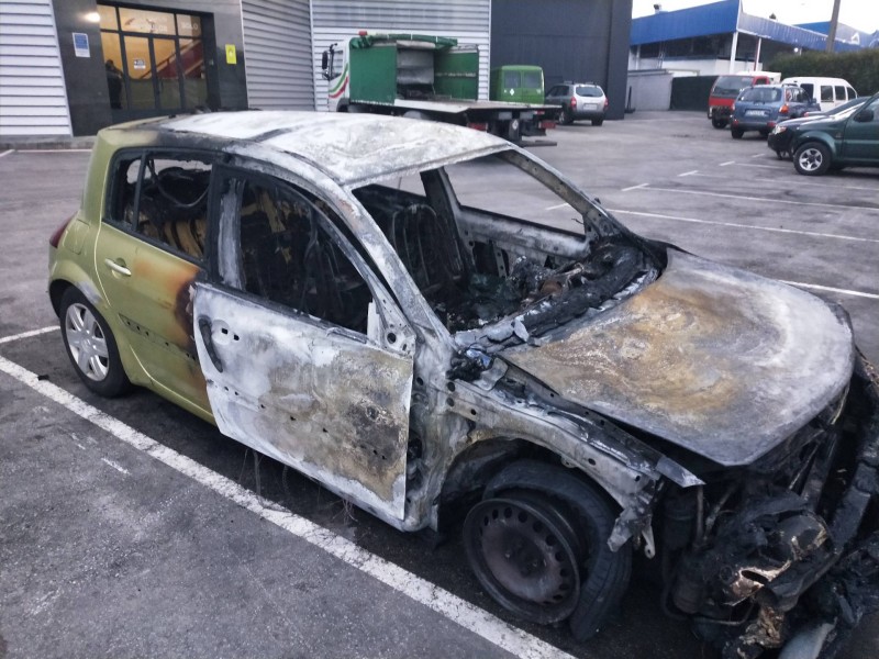 renault megane ii berlina 5p del año 2003 renault megane ii berlina 5p del año 2003