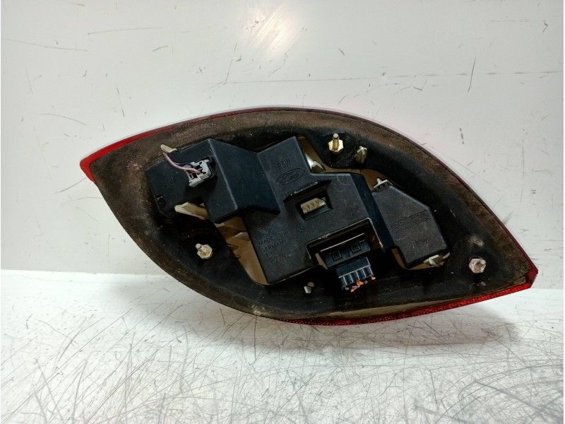 Recambio de piloto trasero derecho para ford ka (ccq) 2 collection referencia OEM IAM   