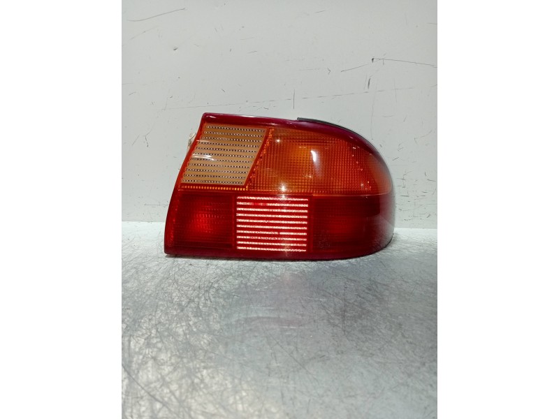 Recambio de piloto trasero derecho para ford mondeo berlina/familiar (fd) 1.8 16v cat referencia OEM IAM   