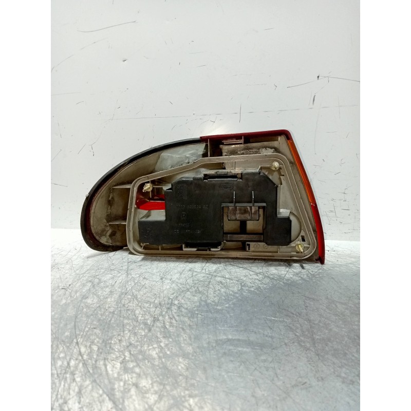 Recambio de piloto trasero derecho para ford mondeo berlina/familiar (fd) 1.8 16v cat referencia OEM IAM   