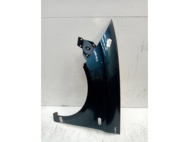 Recambio de aleta delantera izquierda para seat toledo (5p2) exclusive referencia OEM IAM   