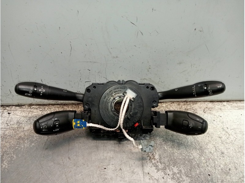 Recambio de mando luces para peugeot 308 sw confort referencia OEM IAM 96652985XT 12276222 