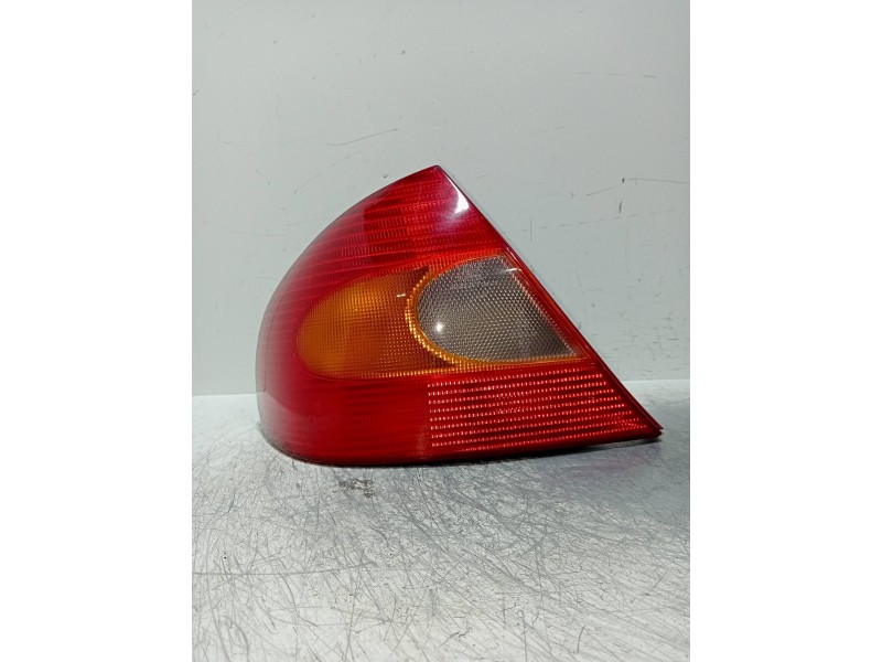 Recambio de piloto trasero izquierdo para ford mondeo berlina (gd) 2.5 v6 24v cat referencia OEM IAM   