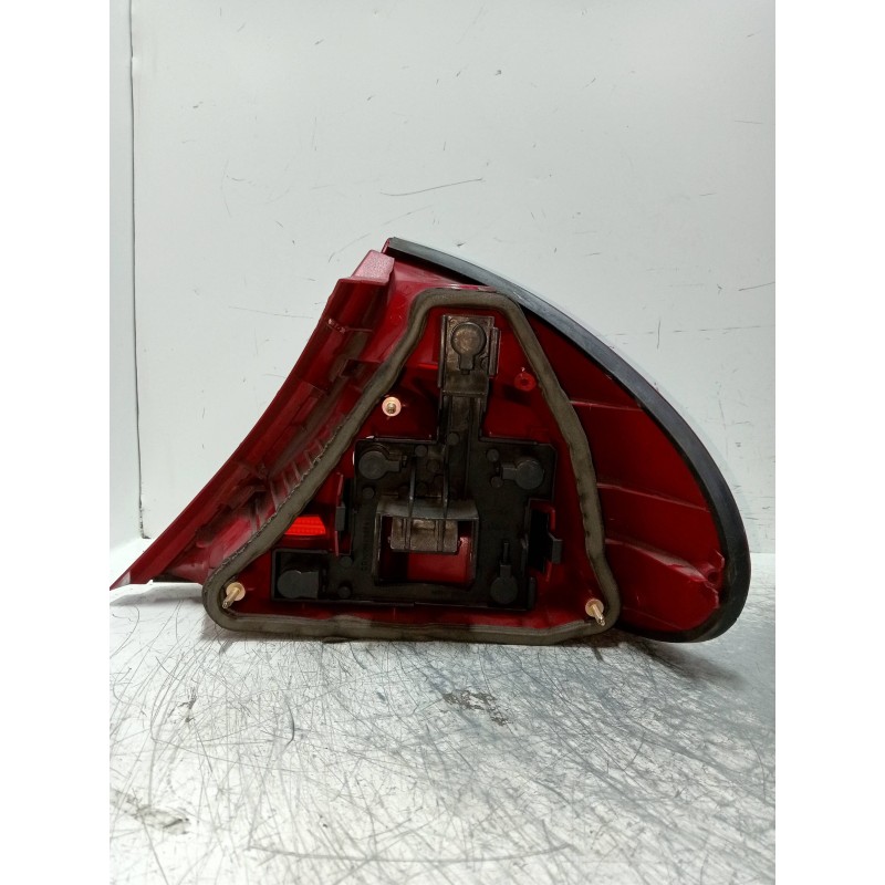 Recambio de piloto trasero izquierdo para ford mondeo berlina (gd) 2.5 v6 24v cat referencia OEM IAM   