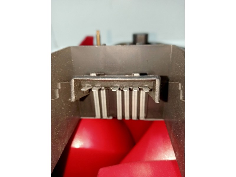 Recambio de piloto trasero izquierdo para ford mondeo berlina (gd) 2.5 v6 24v cat referencia OEM IAM   