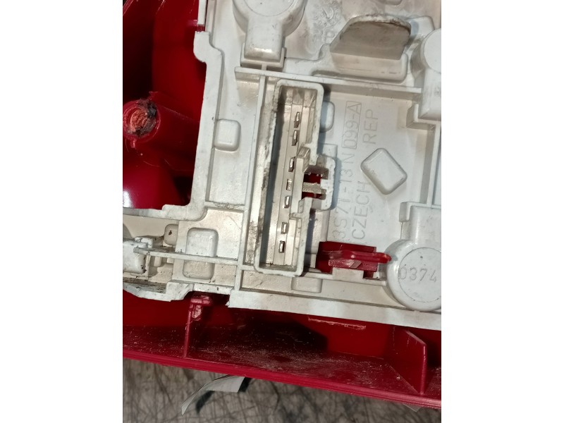 Recambio de piloto trasero izquierdo para ford mondeo berlina (ge) ambiente (06.2003) (d) referencia OEM IAM    Recambio de piloto trasero izquierdo para ford mondeo berlina (ge) ambiente (06.2003) (d) referencia OEM IAM